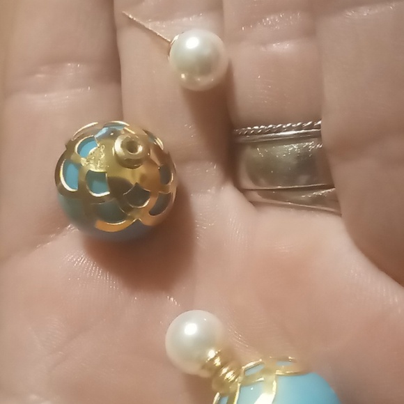 Ball back earrings reversible 3 pair. - Picture 6 of 12